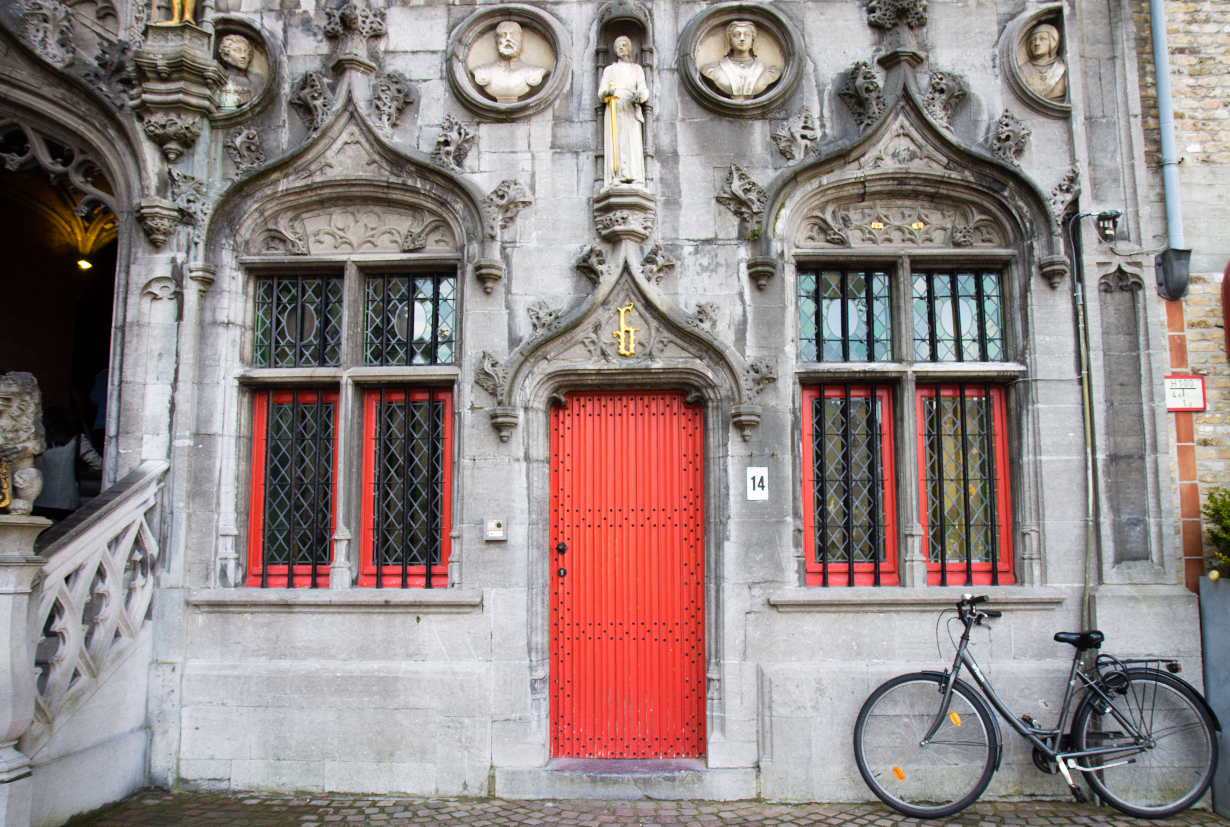 Basiliek van het Heilig Bloed