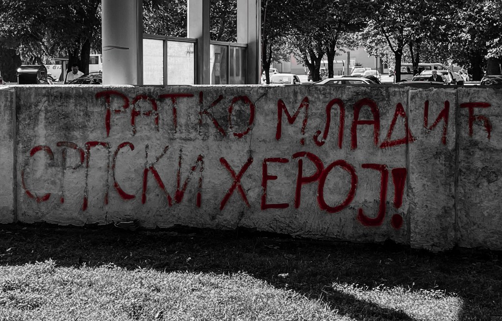 Horrible Ratko Mladić graffiti